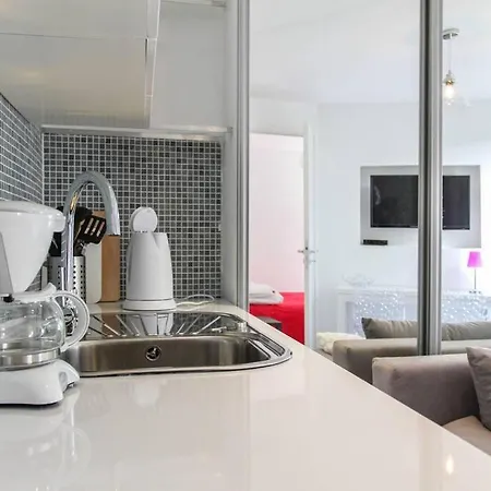 Lumineux Avec Terrasse Jardin Et Acces Piscine Apartment Villefranche-sur-Mer