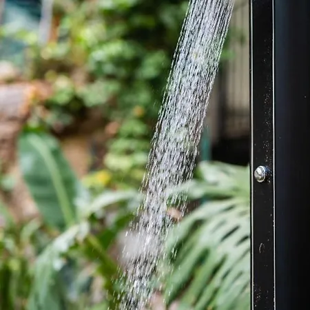Lumineux Avec Terrasse Jardin Et Acces Piscine *